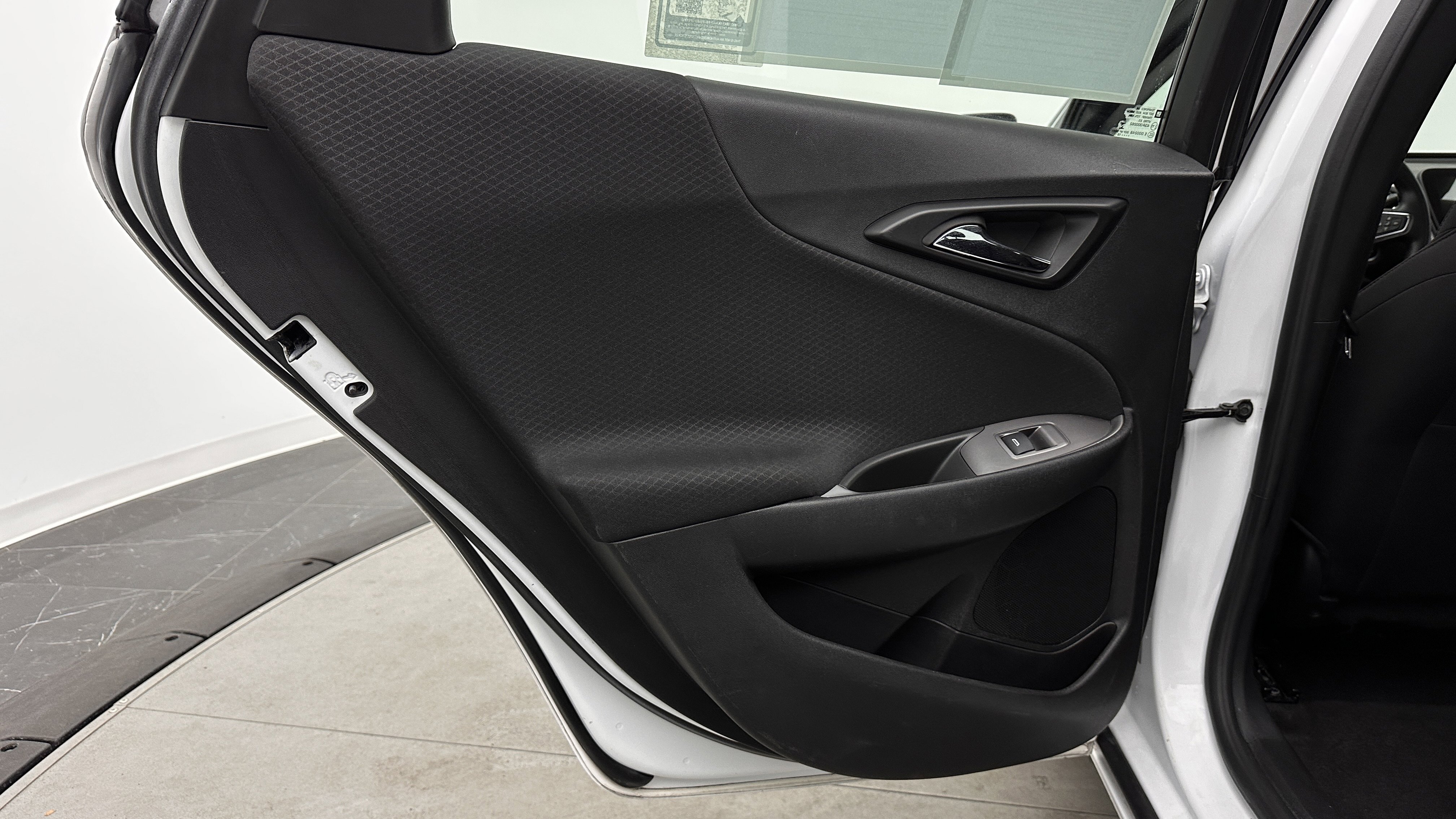 Used 2024 Chevrolet Malibu LT FWD image 24