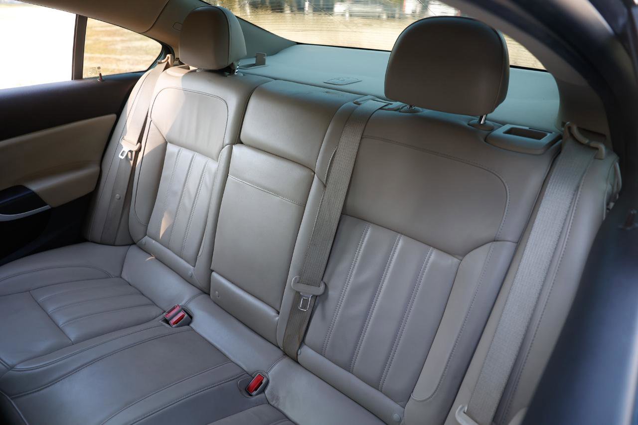 Used 2013 Buick Regal Premium image 8