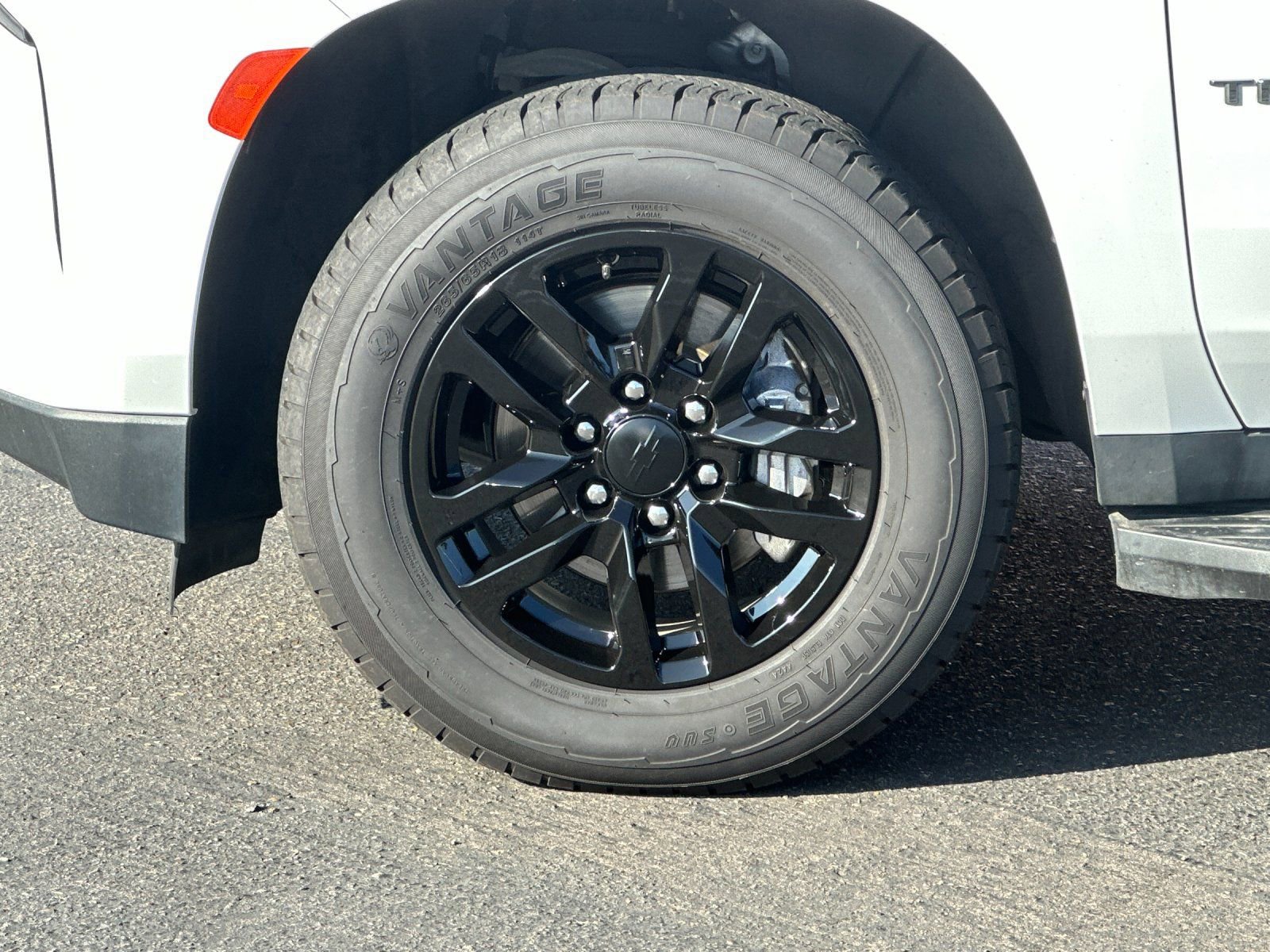 Used 2023 Chevrolet Tahoe LT image 24