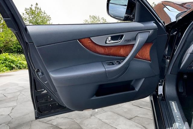 Used 2013 INFINITI FX37 AWD w/ Premium Pkg image 21
