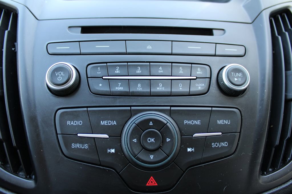 Used 2017 Ford Escape SE image 25