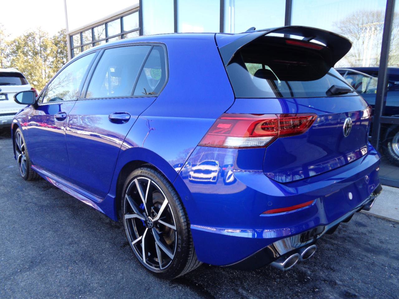 Used 2022 Volkswagen Golf R image 7