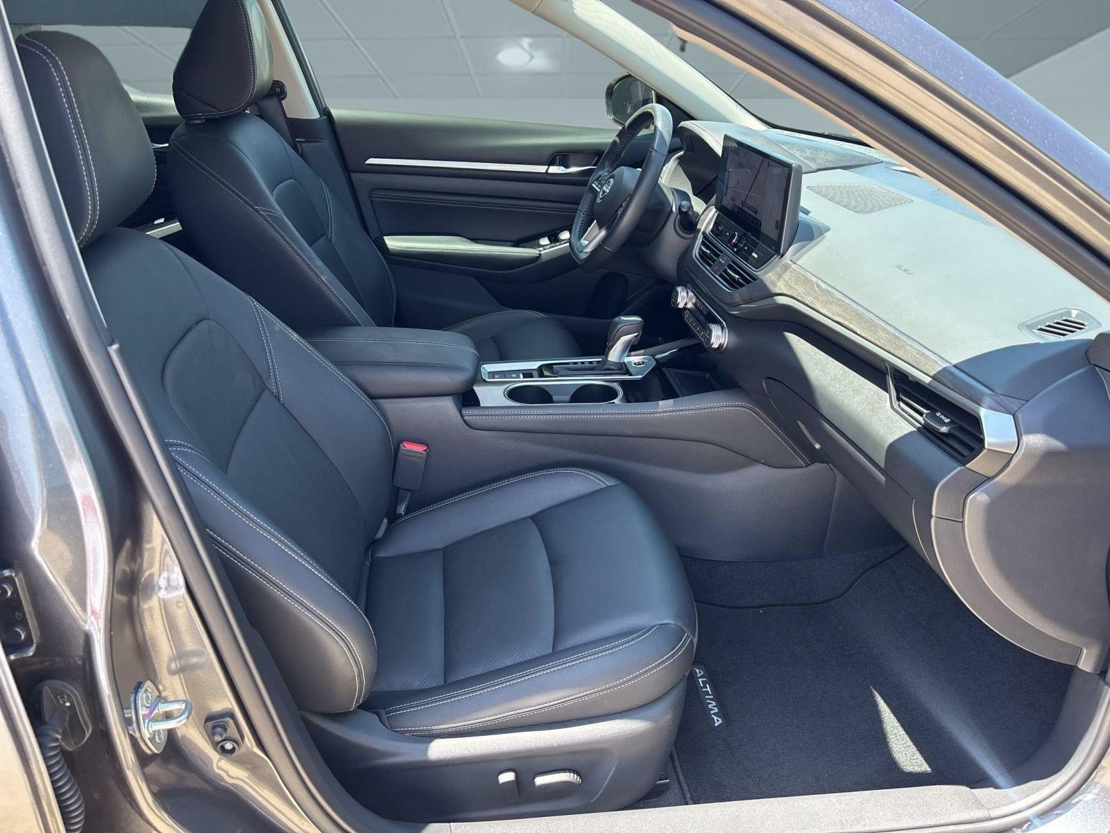 Used 2023 Nissan Altima 2.5 SL AWD/4WD image 25