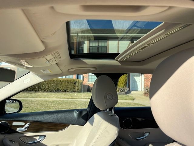 Used 2019 Mercedes-Benz C 300 Sedan image 23