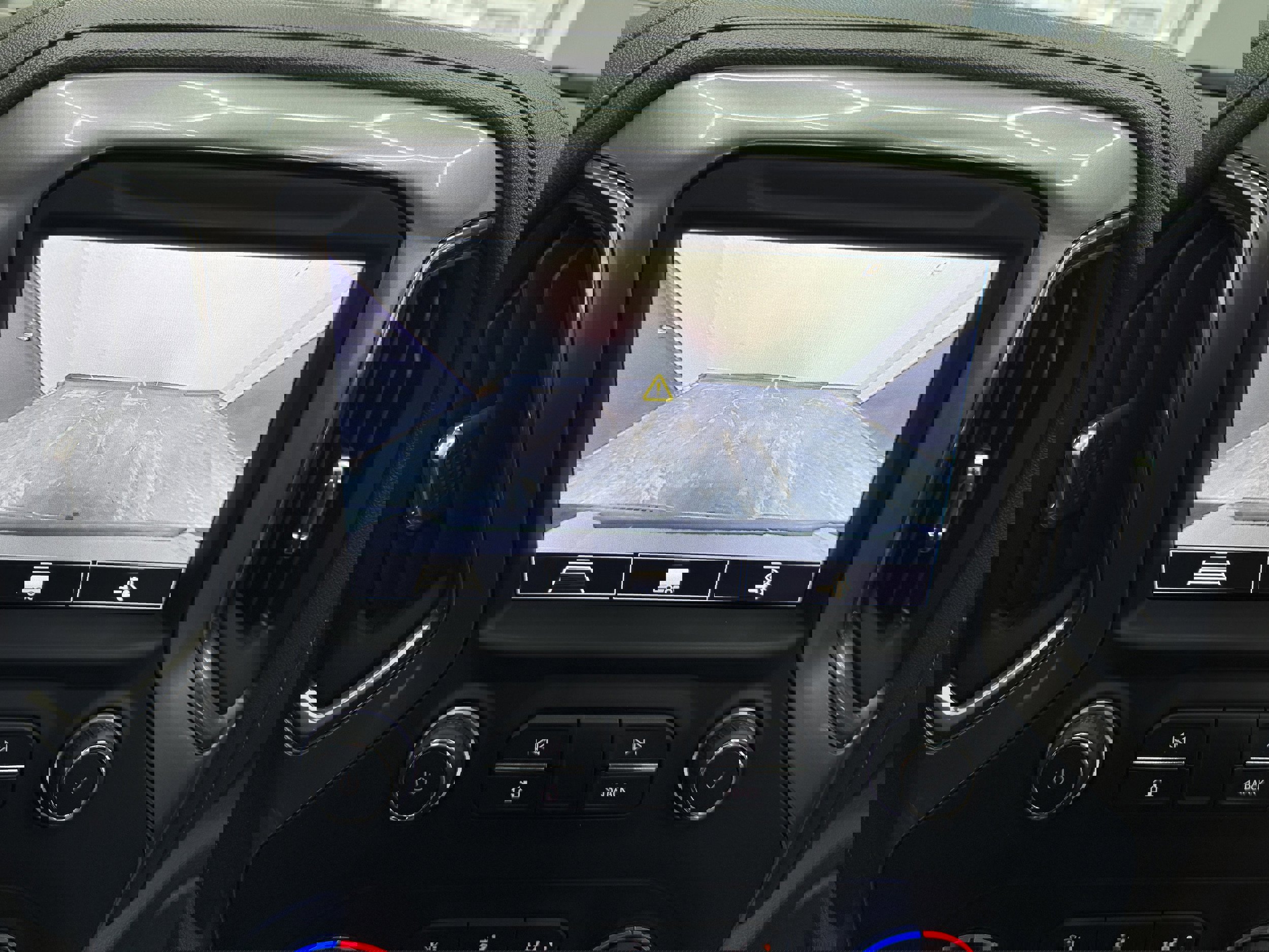 Used 2020 Chevrolet Silverado 1500 LTZ w/ LTZ Premium Package image 21