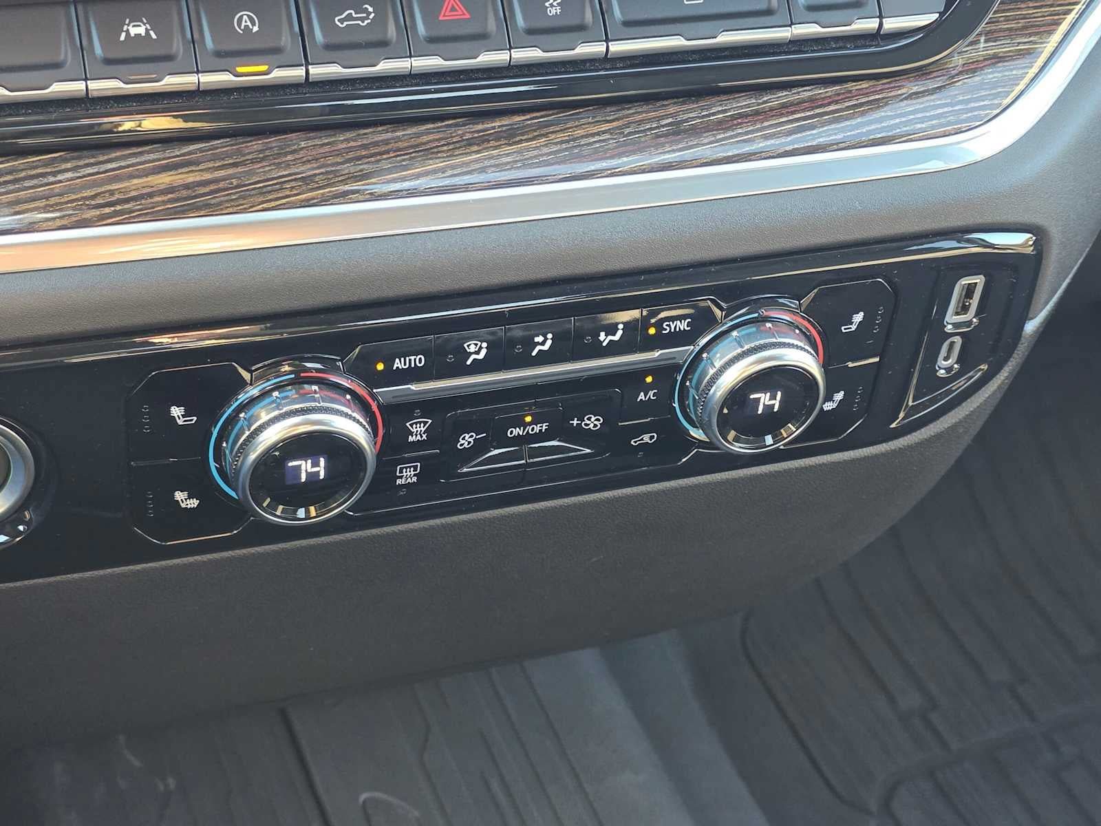 Certified 2022 GMC Sierra 1500 Elevation w/ LPO, Elevation Black Package AWD/4WD image 29