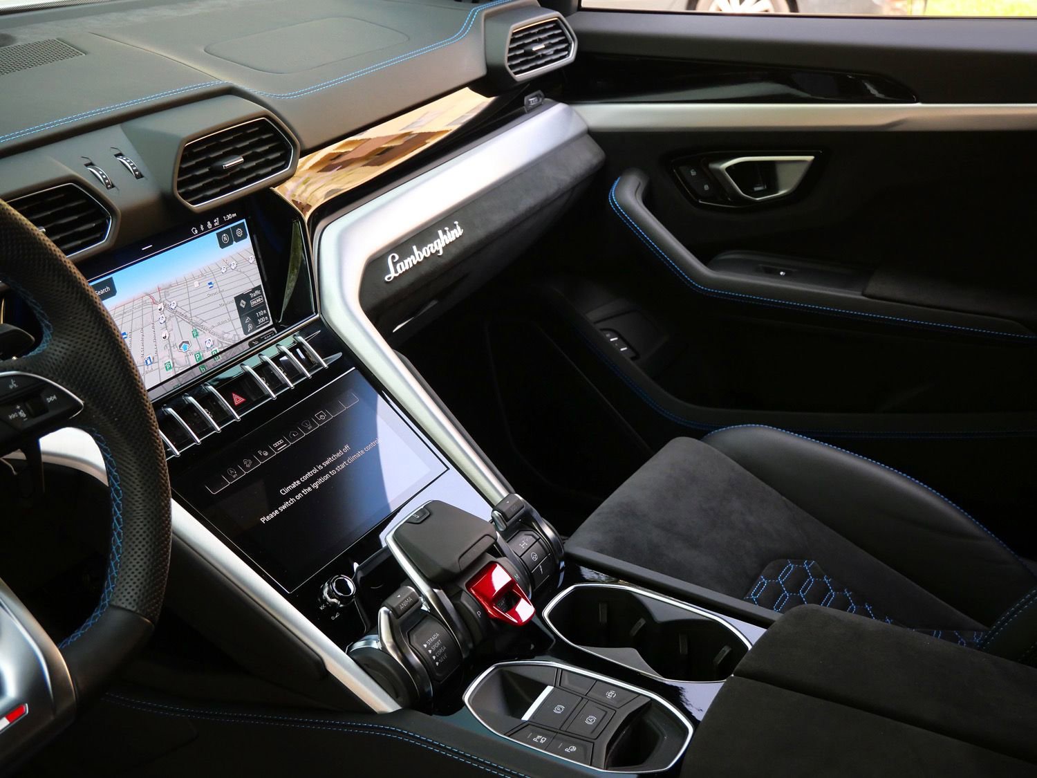 Used 2024 Lamborghini Urus S AWD/4WD image 16