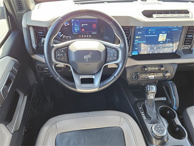 Used 2022 Ford Bronco Wildtrak image 5