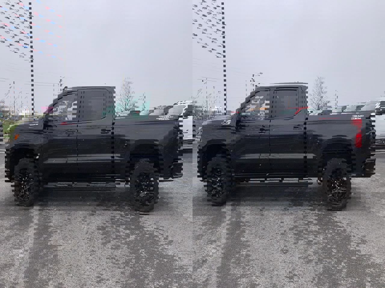 Used 2023 Chevrolet Silverado 1500 Custom Trail Boss image 11