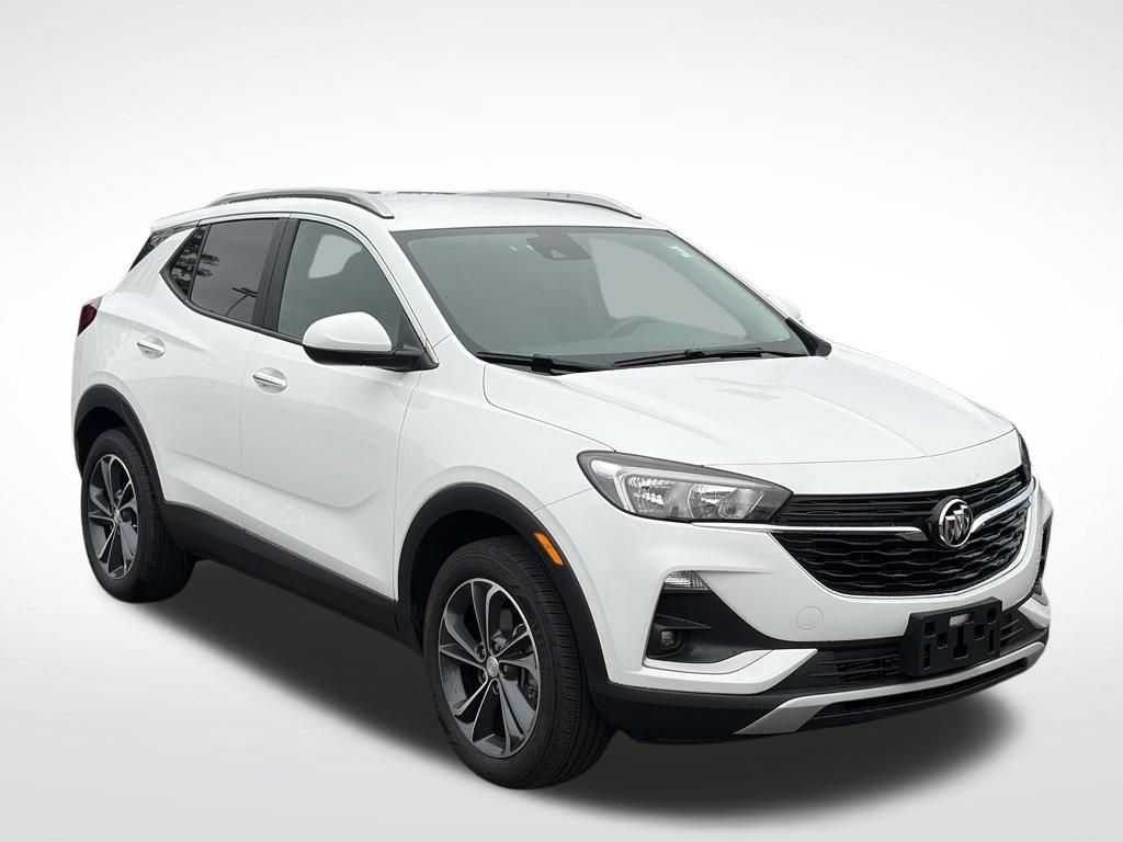 Used 2023 Buick Encore GX Select w/ Safety Package II AWD/4WD image 2