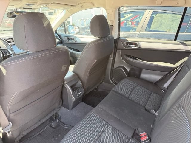 Used 2018 Subaru Outback 2.5i Premium AWD/4WD image 16