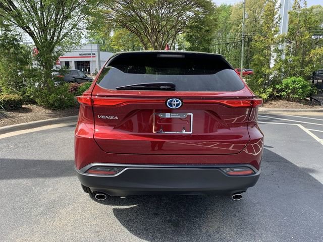 Certified 2023 Toyota Venza LE image 7