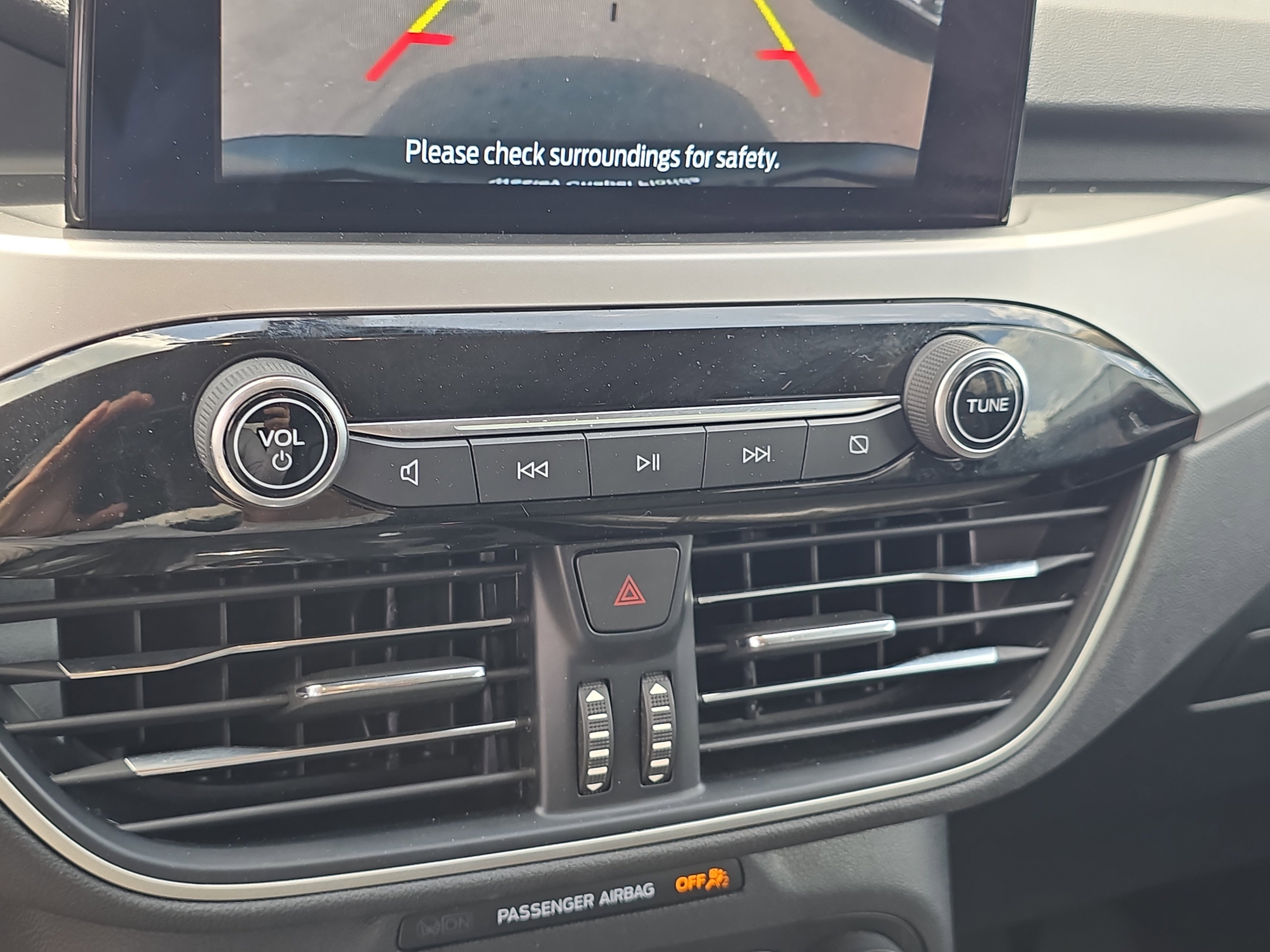 Used 2020 Ford Escape SEL AWD/4WD image 26