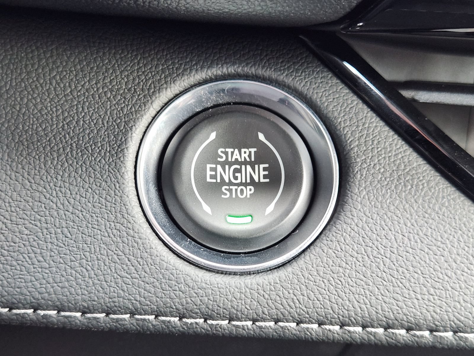 New 2026 Buick Enclave Preferred w/ Power Package FWD image 25