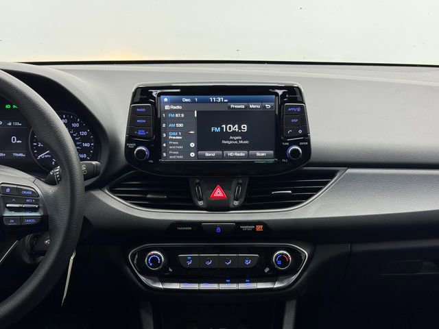 Used 2018 Hyundai Elantra GT image 4
