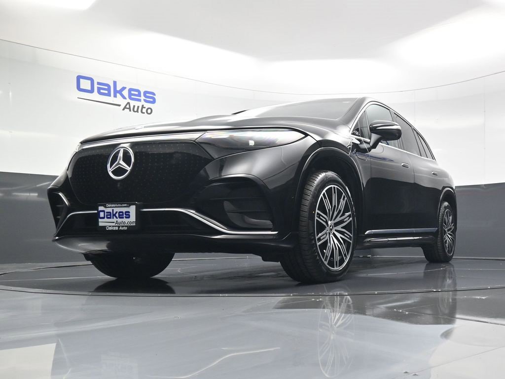 Used 2023 Mercedes-Benz EQS 580 4MATIC SUV image 42
