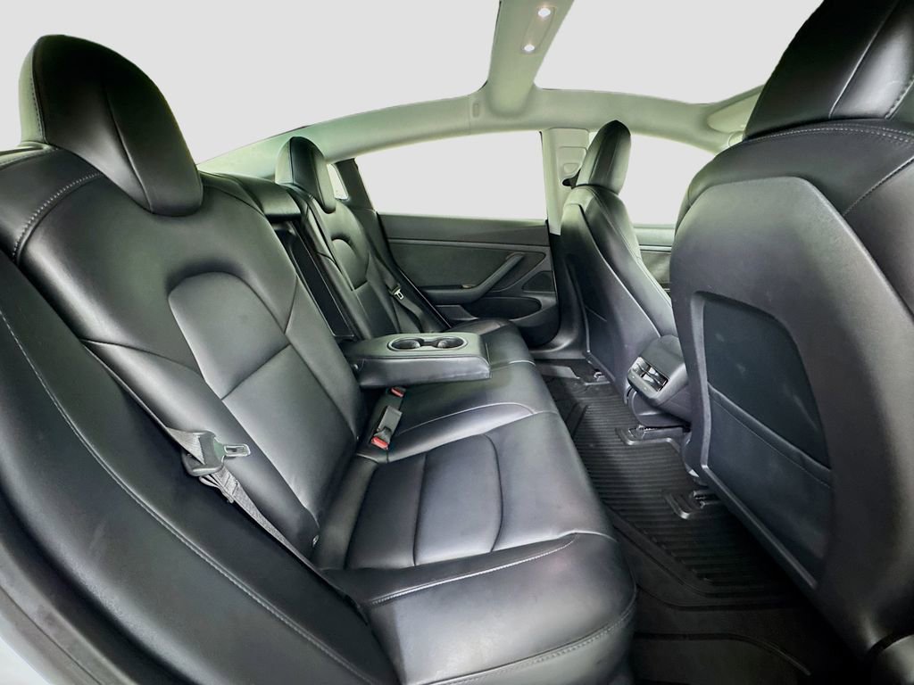 Used 2020 Tesla Model 3 Standard Range Plus image 21