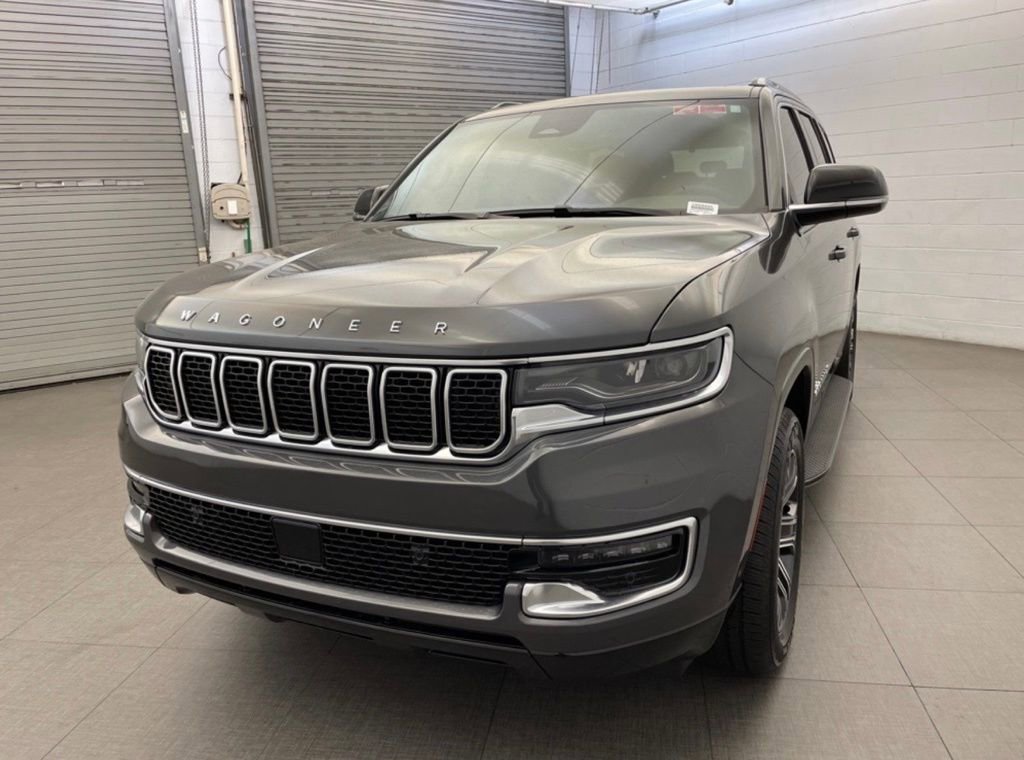 New 2025 Jeep Wagoneer 4WD w/ Premium Group I image 8