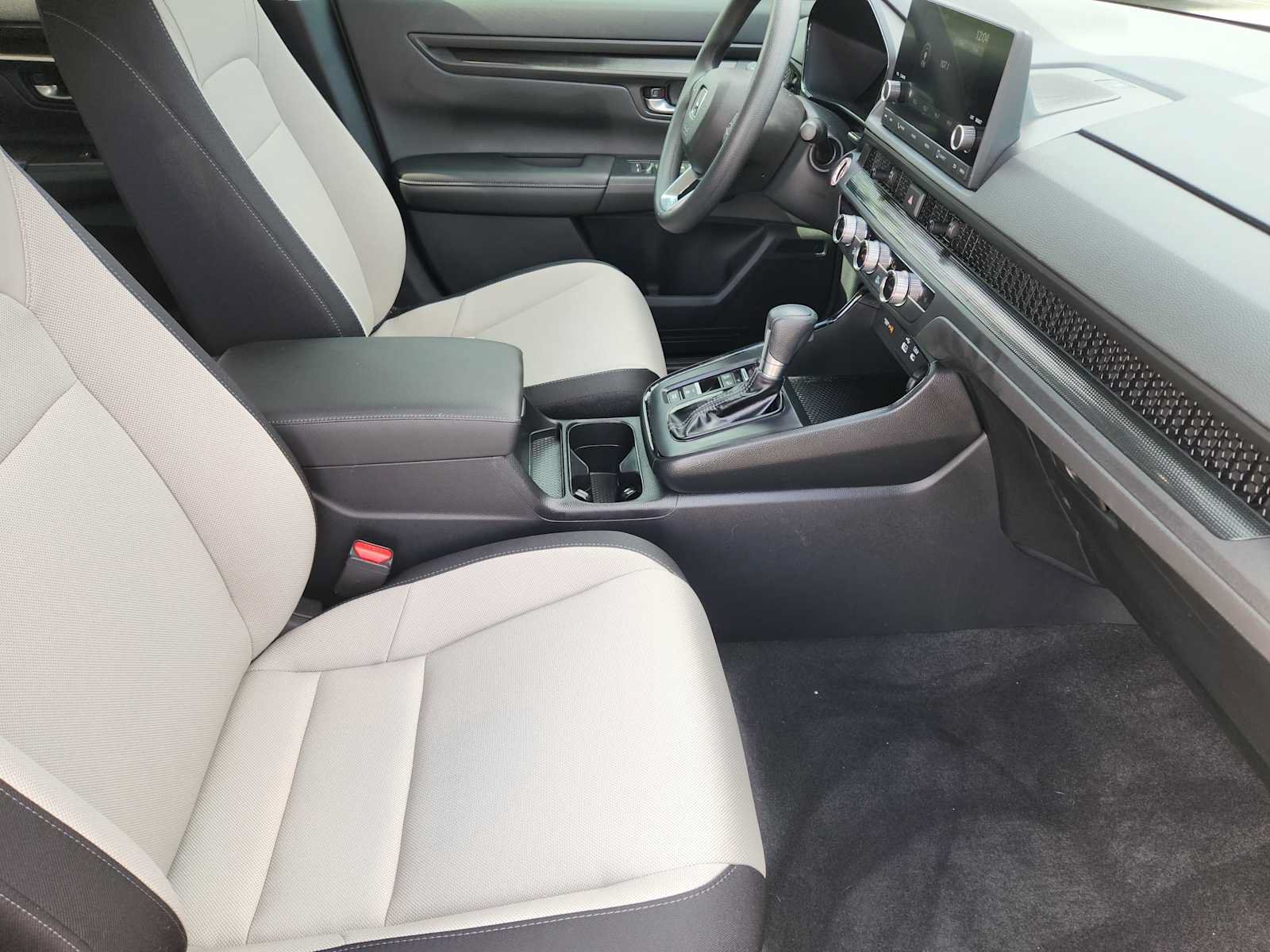 Used 2025 Honda CR-V EX image 13