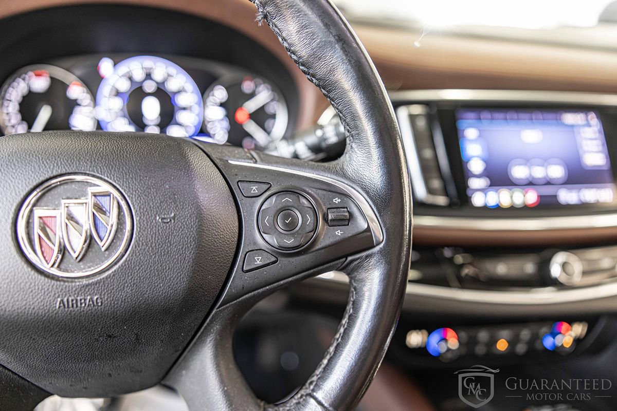 Used 2021 Buick Enclave Avenir w/ Avenir Technology Package AWD/4WD image 26