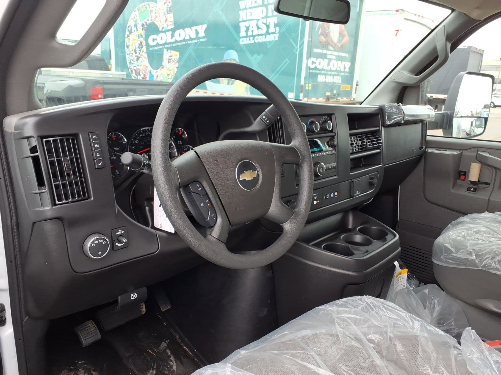 New 2025 Chevrolet Express 3500 w/ Power Convenience Package image 8