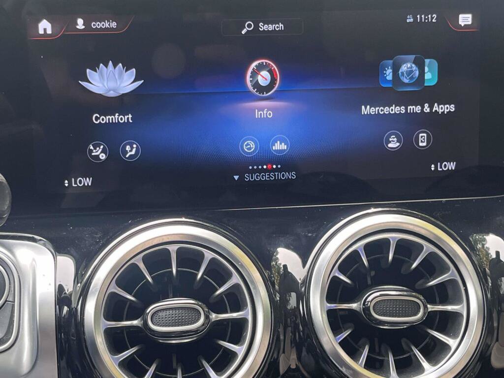 Certified 2023 Mercedes-Benz GLB 250 4MATIC w/ Premium Package image 24