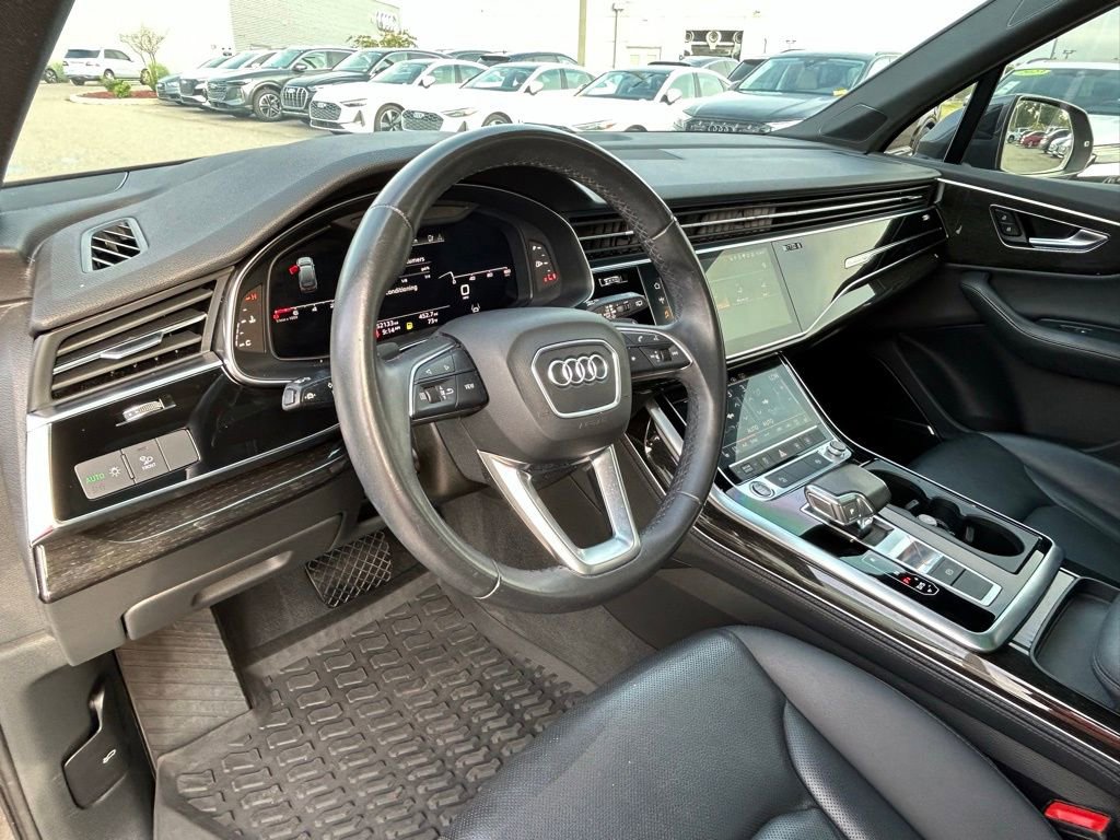 Used 2021 Audi Q7 3.0T Premium Plus w/ Executive Package AWD/4WD image 18