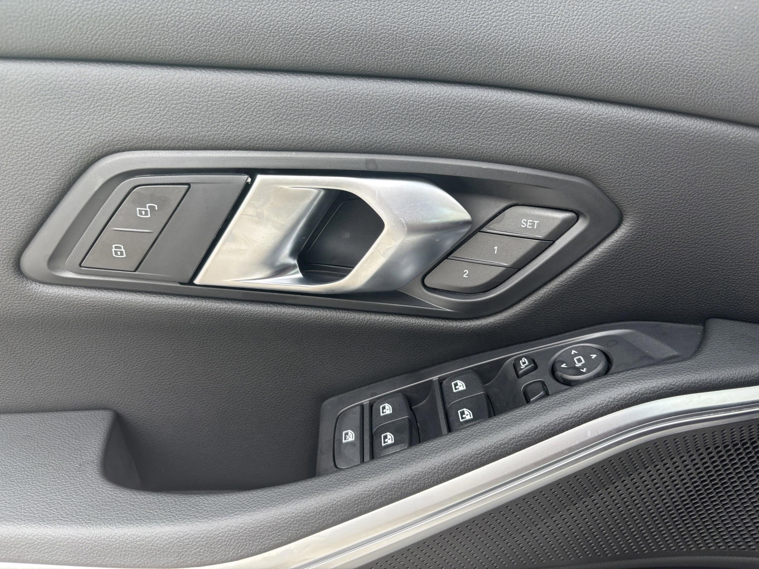 Used 2025 BMW 330i xDrive Sedan image 19