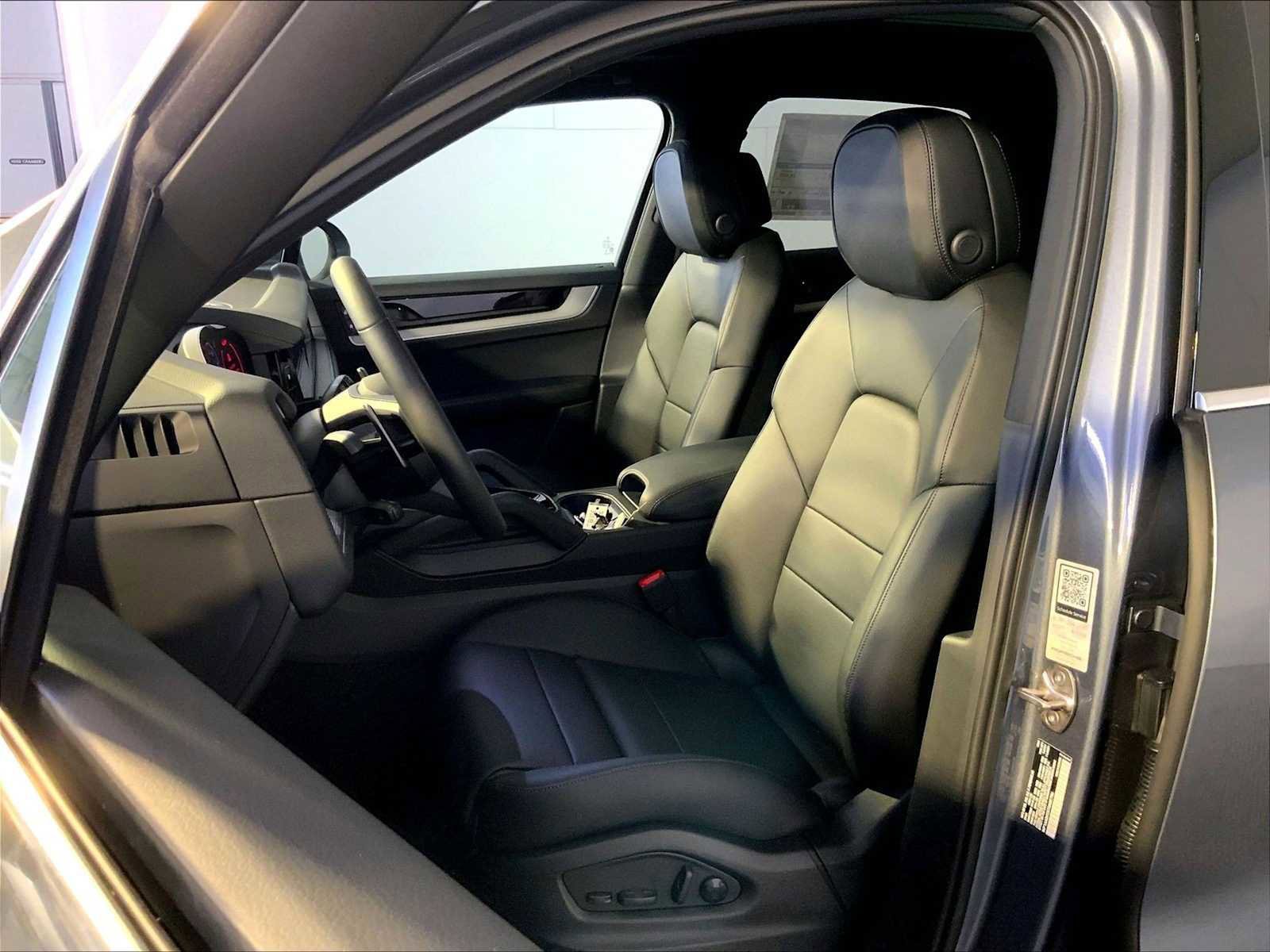 New 2026 Porsche Cayenne image 5