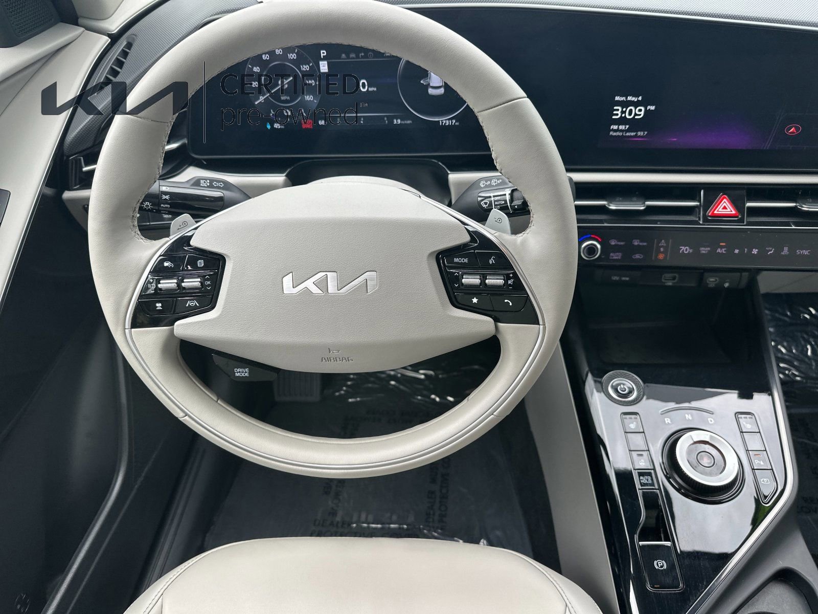 Certified 2023 Kia Niro Wind w/ Wind Preserve Package FWD image 15
