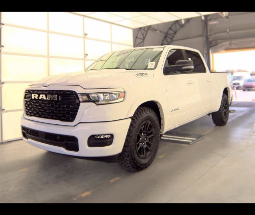 Used 2025 RAM 1500 Big Horn AWD/4WD image 2
