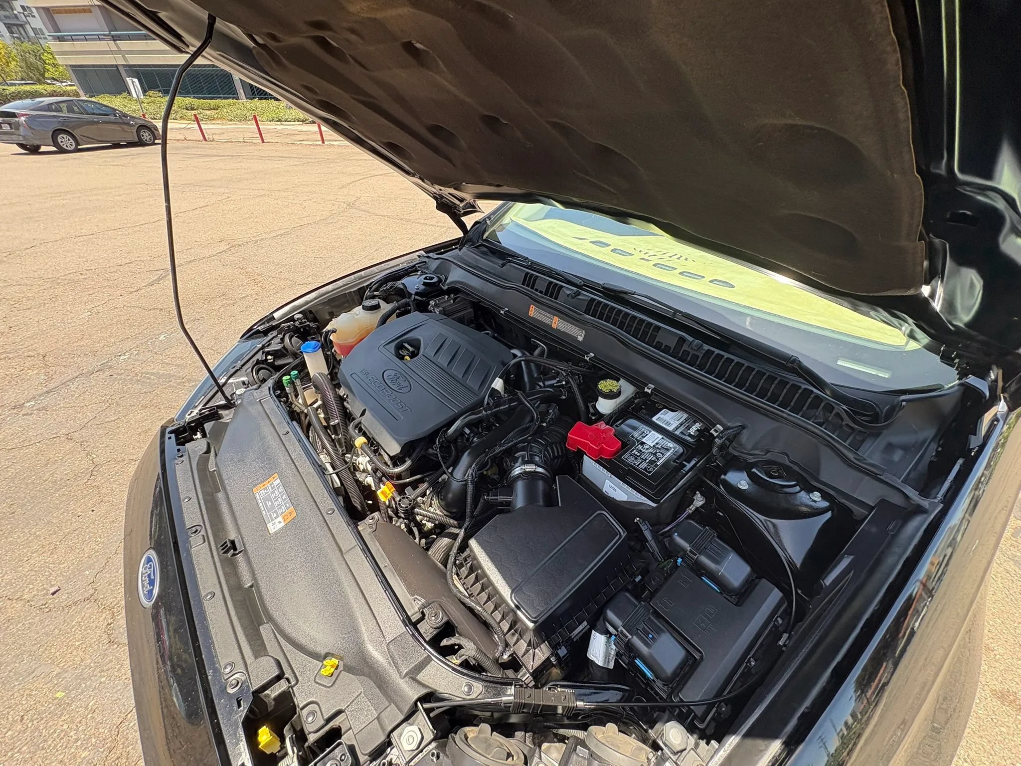 Used 2017 Ford Fusion SE FWD image 21