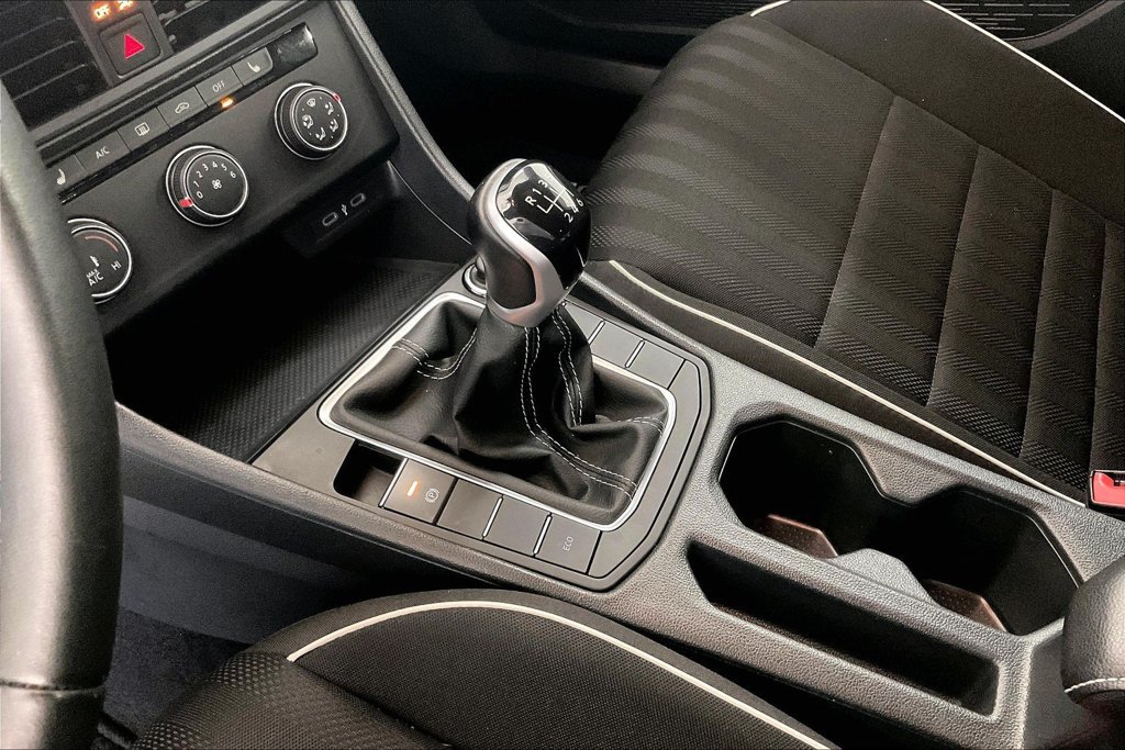 Used 2024 Volkswagen Jetta Sport FWD image 16