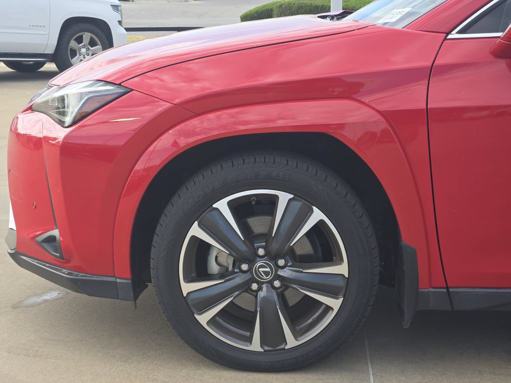Used 2023 Lexus UX 250h FWD w/ Accessory Package (Z2) image 8