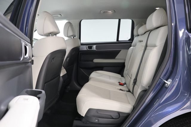 Used 2025 Hyundai Santa Fe SEL FWD image 29