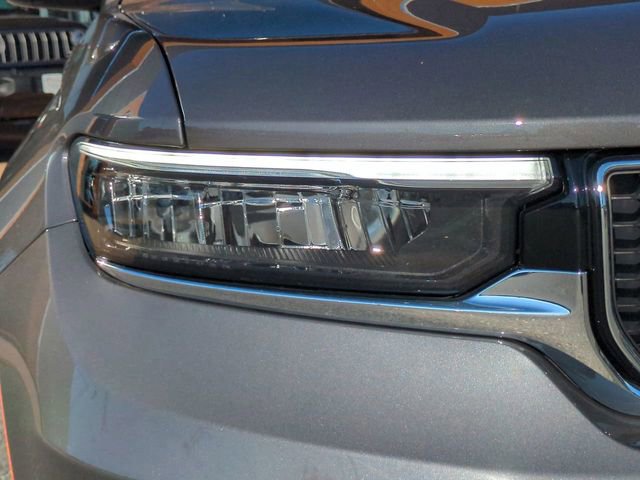 New 2025 Jeep Grand Cherokee Overland w/ Luxury Tech Group IV image 10