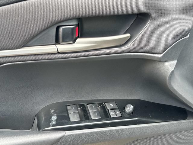 Used 2025 Toyota Camry LE w/ Convenience Package FWD image 24