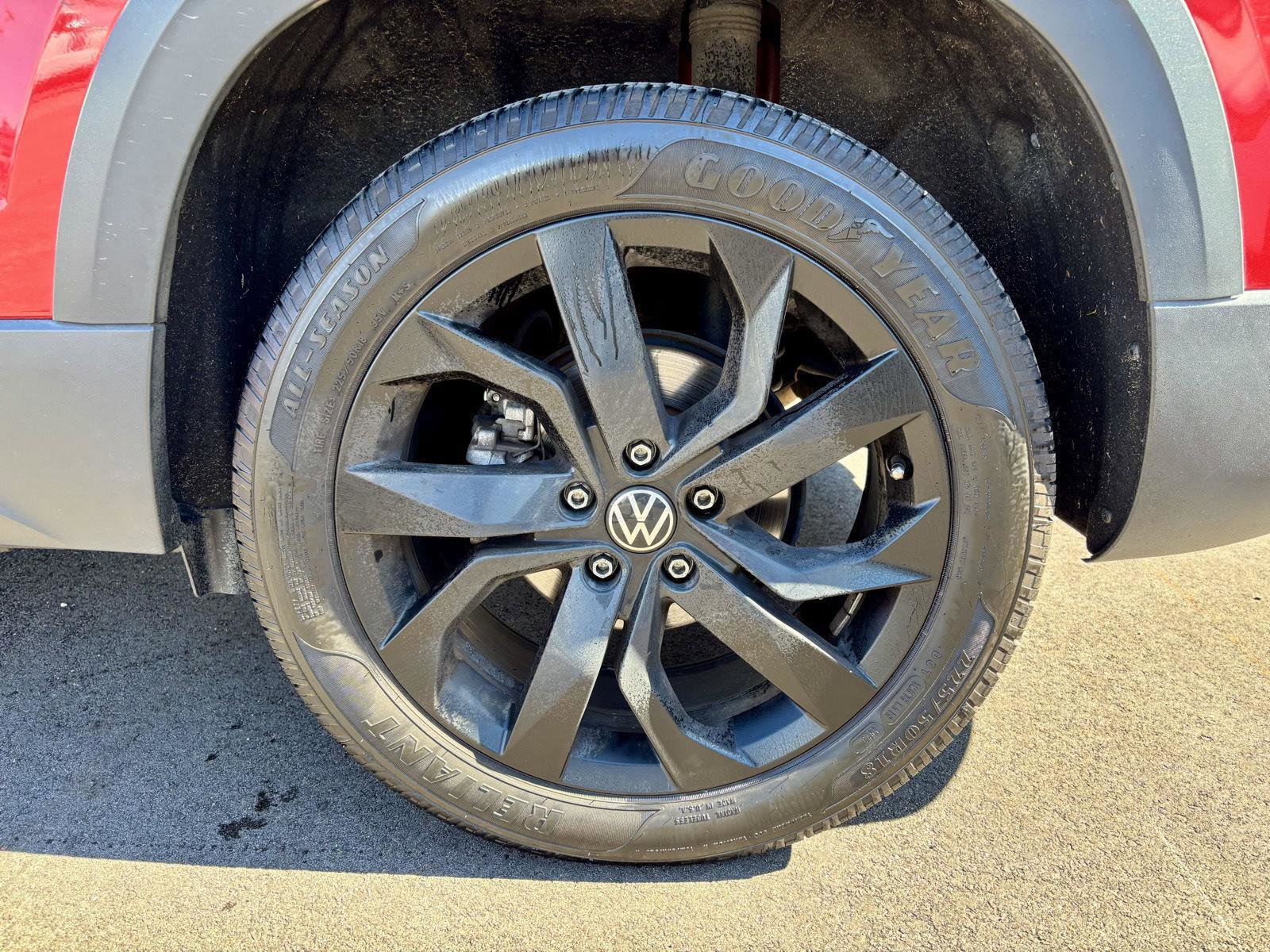 Used 2022 Volkswagen Taos SE image 18