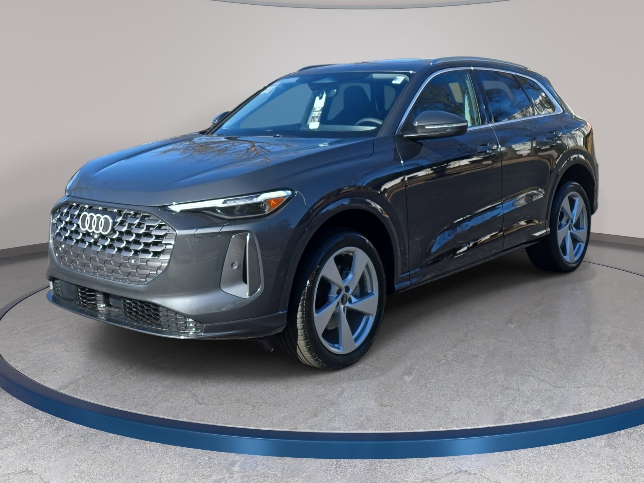 New 2025 Audi Q5 Premium Plus