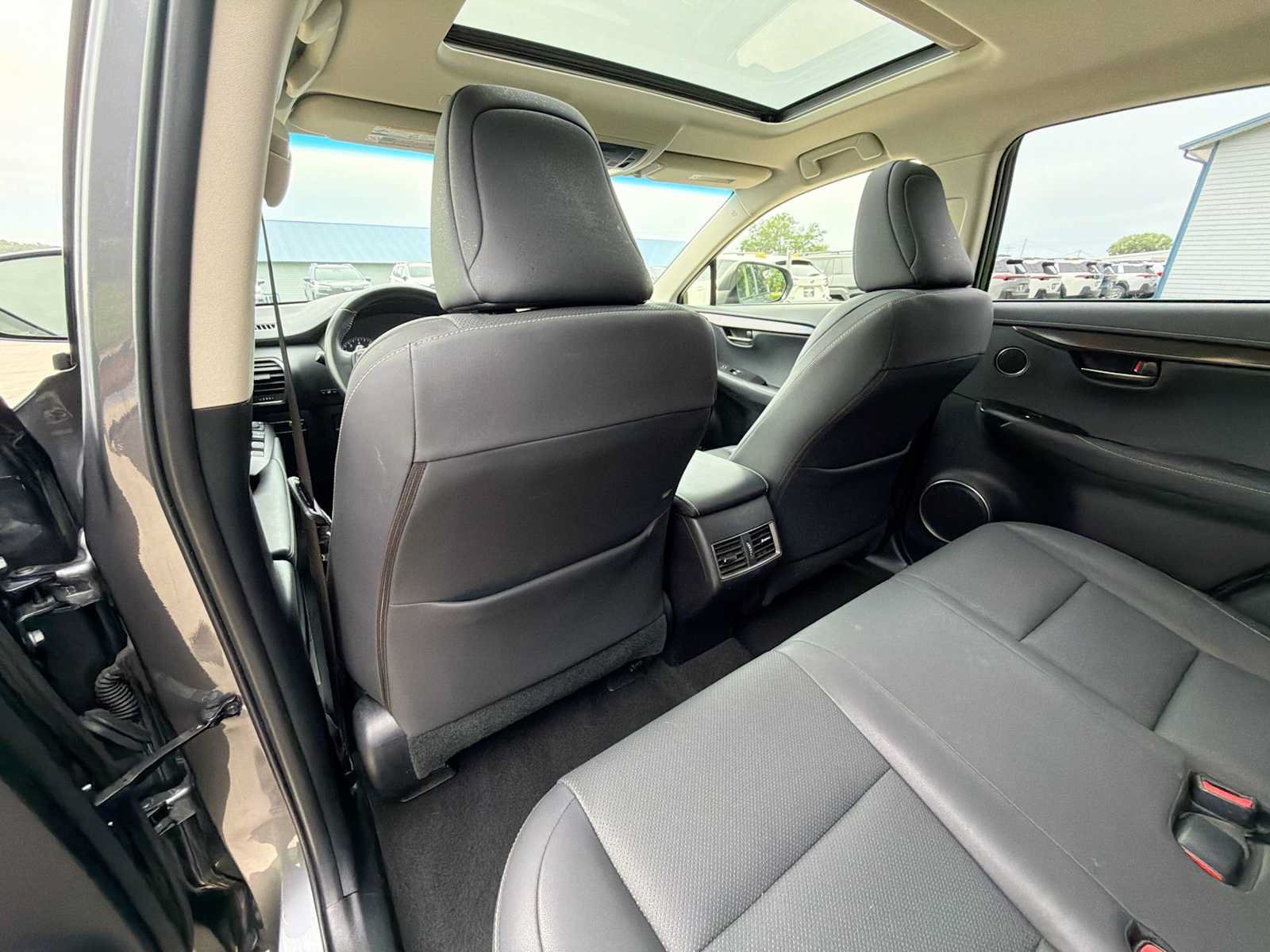 Used 2018 Lexus NX 300 AWD w/ Premium Package image 15