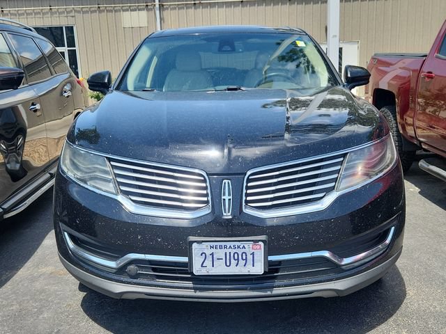 Used 2016 Lincoln MKX Reserve w/ Luxury Package AWD/4WD image 2