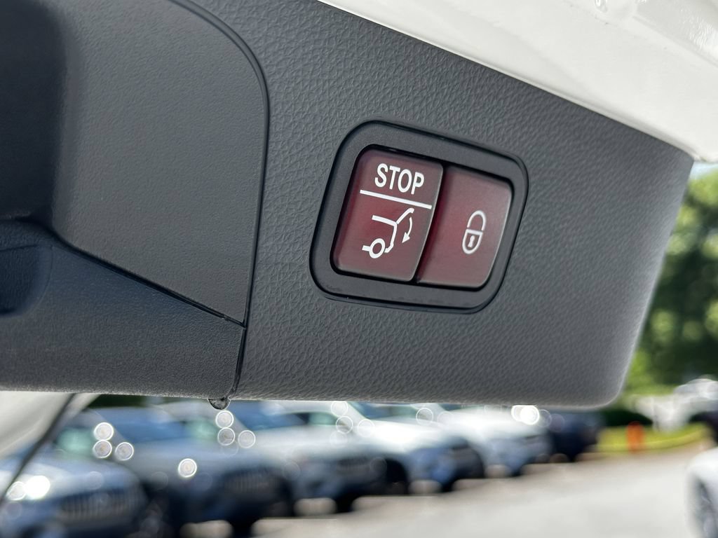 Certified 2022 Mercedes-Benz GLC 300 image 22