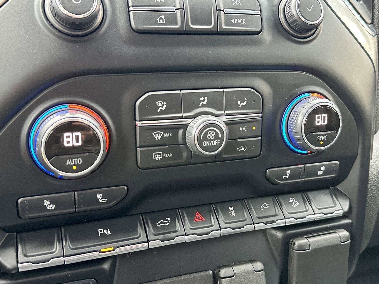 Used 2021 Chevrolet Silverado 1500 LT Trail Boss w/ LT Trail Boss Premium Package image 20