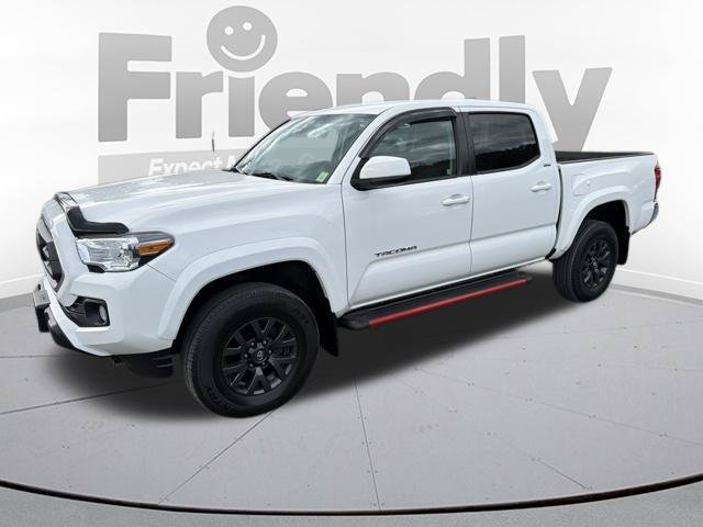 Used 2023 Toyota Tacoma SR5 AWD/4WD image 2