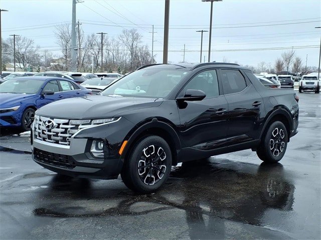 Certified 2022 Hyundai Santa Cruz SEL w/ Activity Package image 2