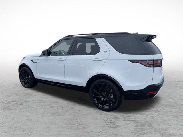 Certified 2024 Land Rover Discovery Dynamic SE image 5