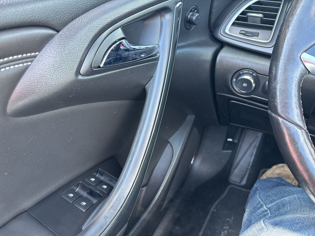 Used 2019 Buick Cascada Premium FWD image 25