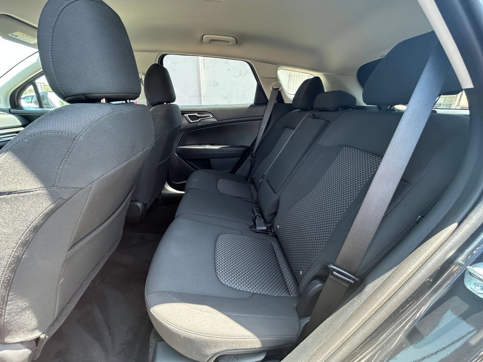 Used 2026 Kia Sportage LX AWD/4WD image 25