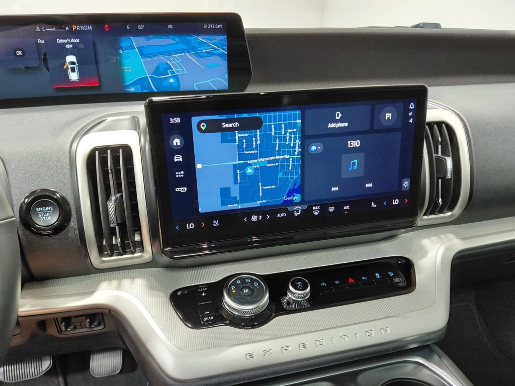 Certified 2025 Ford Expedition Active AWD/4WD image 32