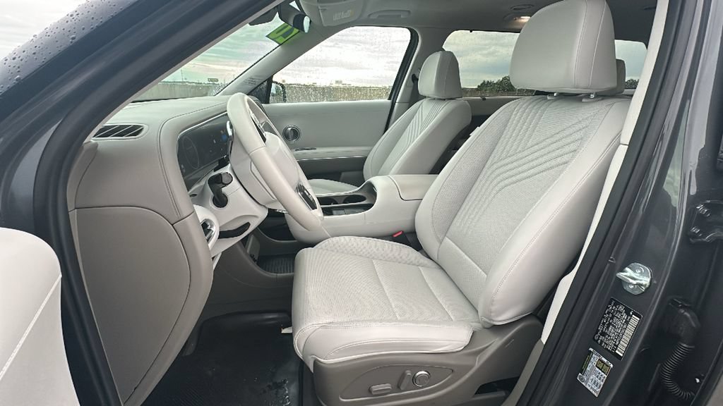 Certified 2026 Hyundai Palisade SEL FWD image 4